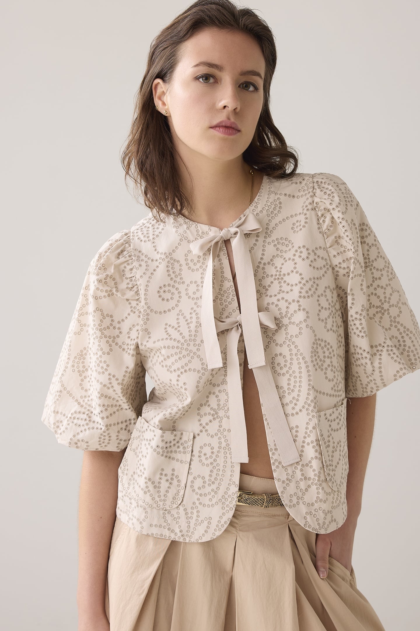 TOP LASER CUT DOTS SESAME 1