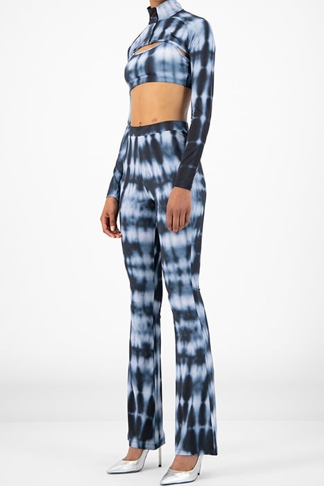 BLUE SHIBORI REFLARE PANTS 3