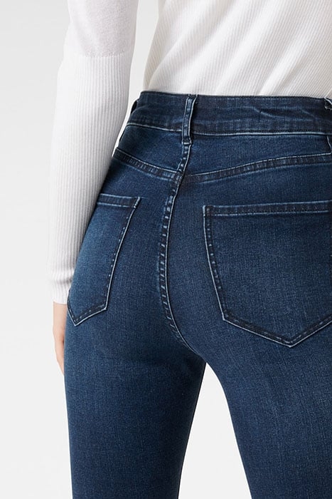 ZOE MID RISE ANKLE GRAZER JEAN DARK WASH DARK WASH 6