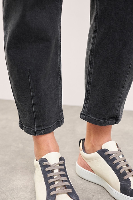 BARREL LEG JEAN CHARC GREY 3