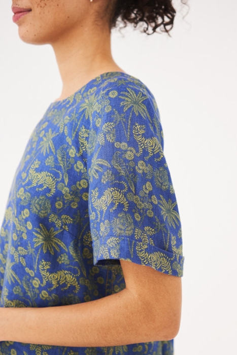 EDIE LINEN TOP BLUE PRINT 4