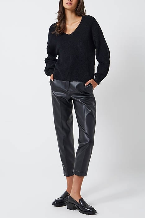 MOSSY V NECK KNIT BLACK 3