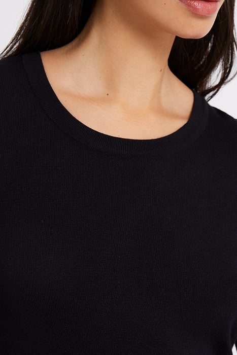CREW NECK BLACK 4
