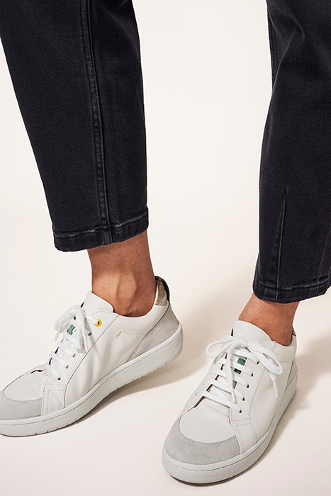 ROBYN BARREL JEAN WASHED BLACK 5