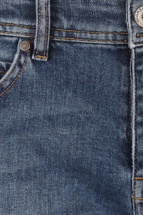 MEDIUM WASH MEDIUM BLUE DENIM 3