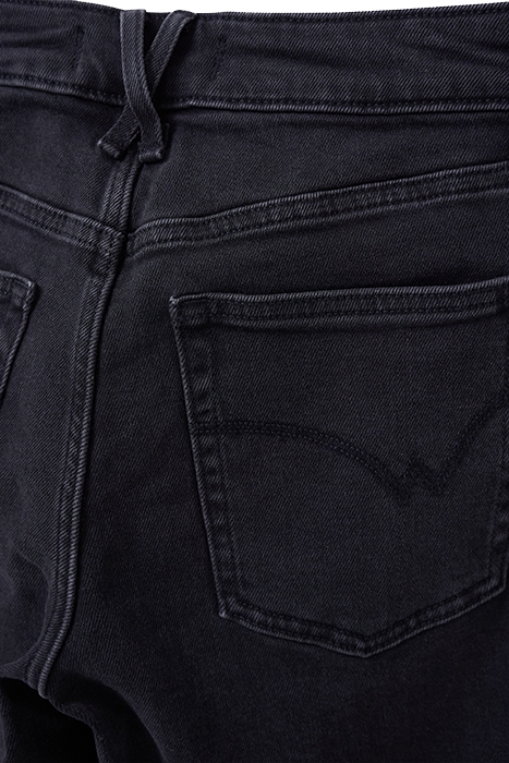 ROBYN BARREL JEAN WASHED BLACK 6