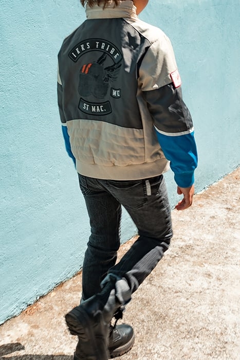 BOYS’ BEIGE, BLUE AND GREY PATCHED JACKET 4