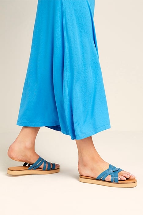 TRIANGLE STRAPS LEATHER SANDAL AZURE 4