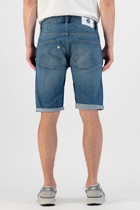 CARLO SHORT MEDIUM WORN 2