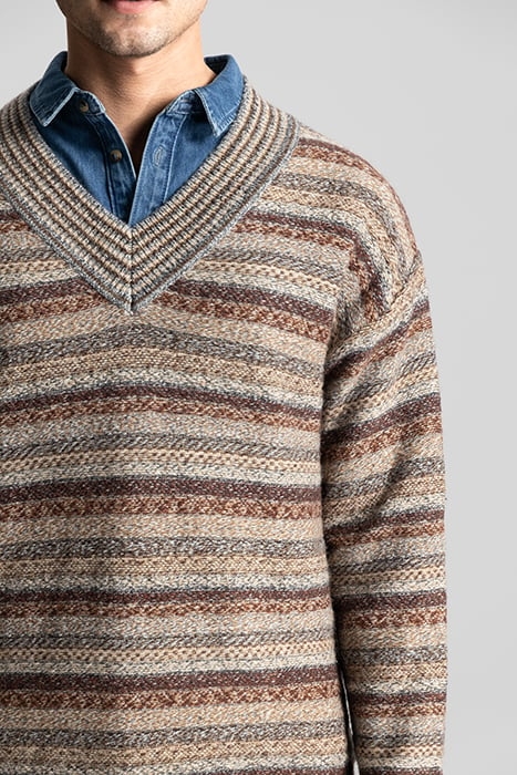 DS_IGOR RELAXED V-NECK OAK 5