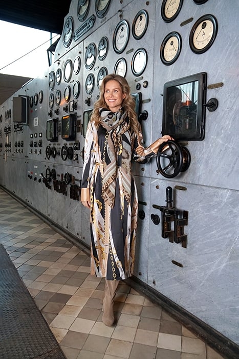 DRESS TURIN LONG BLACK BELTS CHAINS BLACK, BEIGE 1