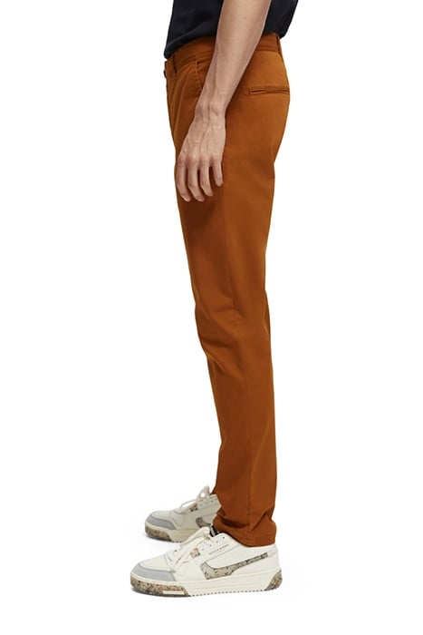 ESSENTIALS - MOTT SUPER SLIM F WALNUT 5