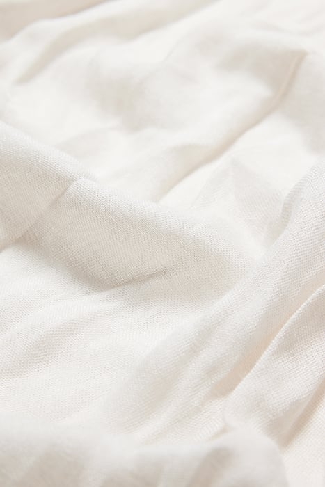 TONAL TIE-DYE LIKE JACQUARD SCARF BONE WHITE 2