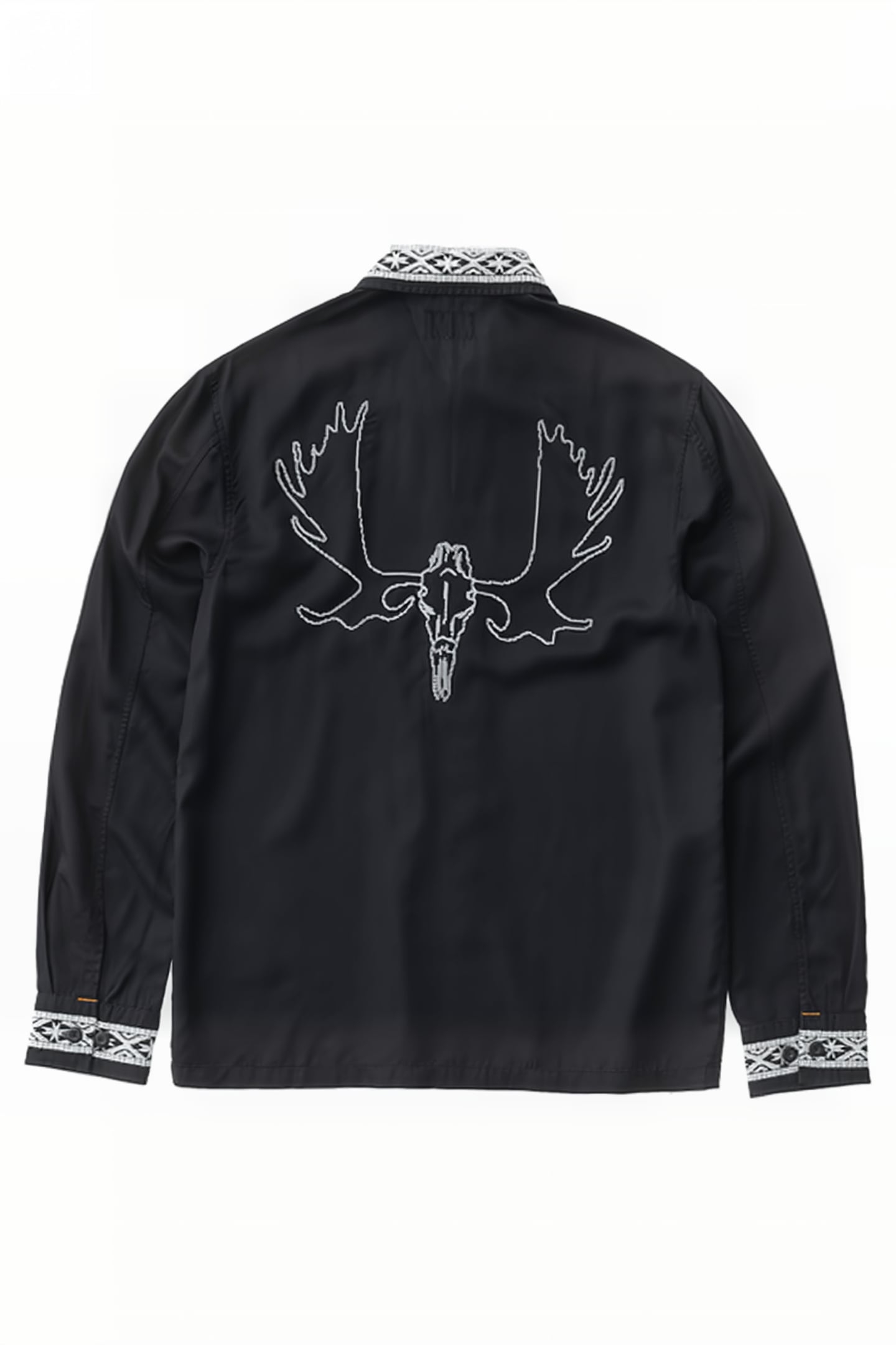 STEN MOOSE EMBROIDERY 2