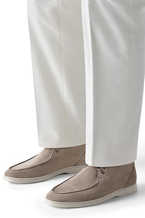 LIGHT BROWN CHUKKA BOOT 3