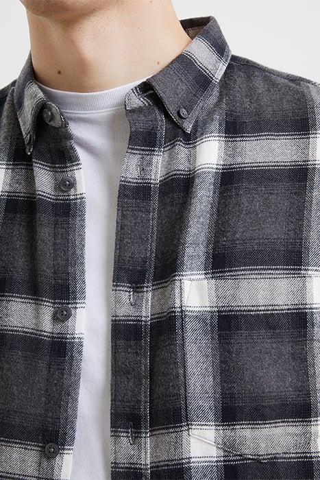 CHECKED FLANNEL BLACK 4