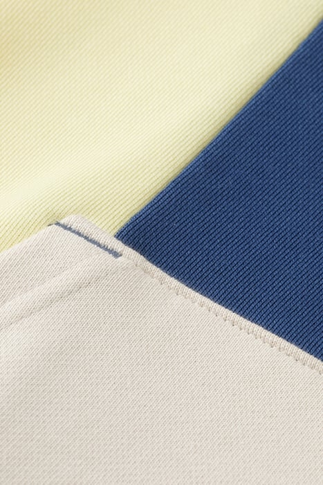 BOYS REGULAR FIT COLOURBLOCK HOODIE IN ORGANIC COTTON STORM 7