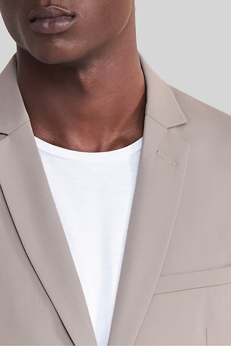BEIGE TRAVEL SUIT SUIT JACKET 6