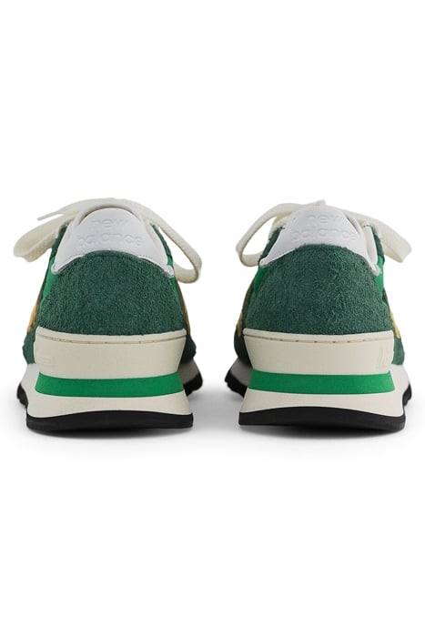 M990GG1 SNEAKERS IN GREEN 4