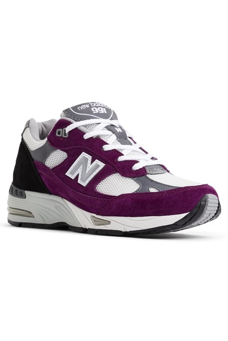 W991PUK SNEAKERS IN GRAPE JUICE 6