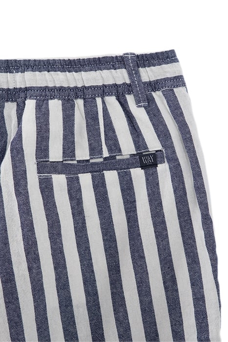 BOYS' NAVY BERMUDA SHORTS WITH ECRU STRIPES 4