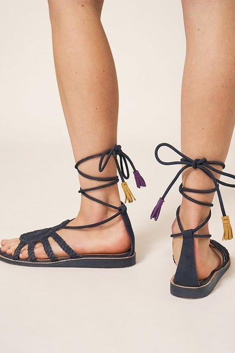 PLAITED LEATHER SANDAL TIE LEG PURE BLACK 2