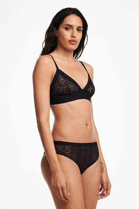 CO BRA WF TRIANGLE LACE BLACK 2