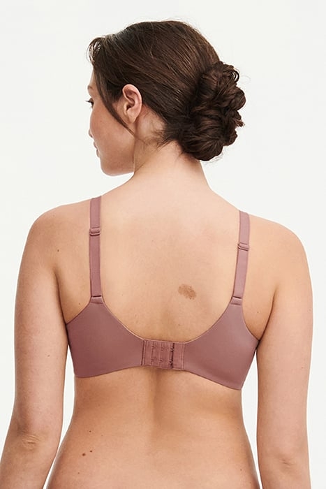 CO BRA UNDERW. COVERING MOLDED HENNE 2