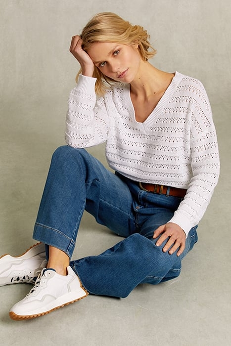 WHITE AJOUR V-NECK SWEATER WHITE 4