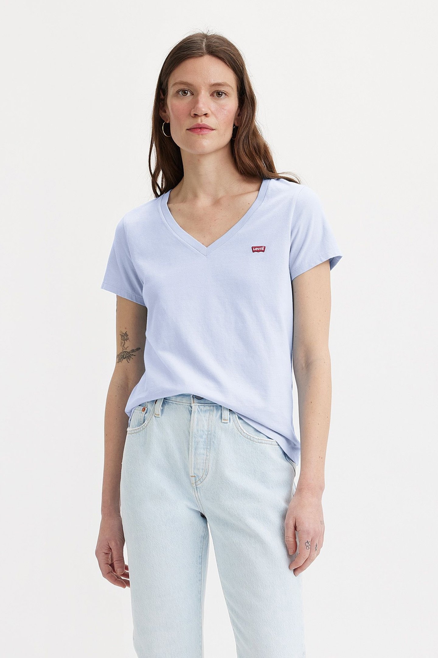 THE PERFECT V-NECK TEE 1