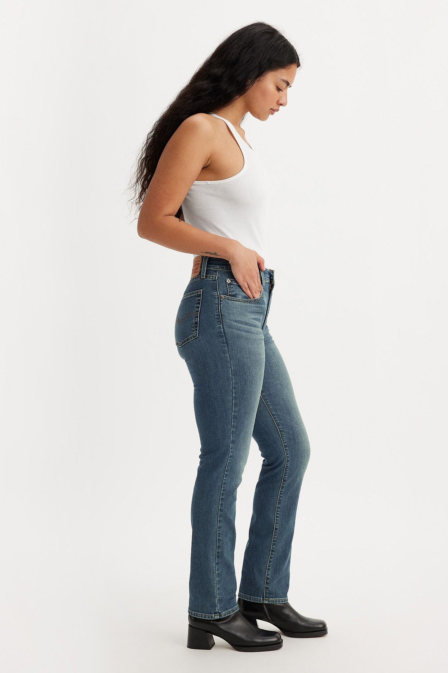 724™ HIGH RISE STRAIGHT JEANS 4