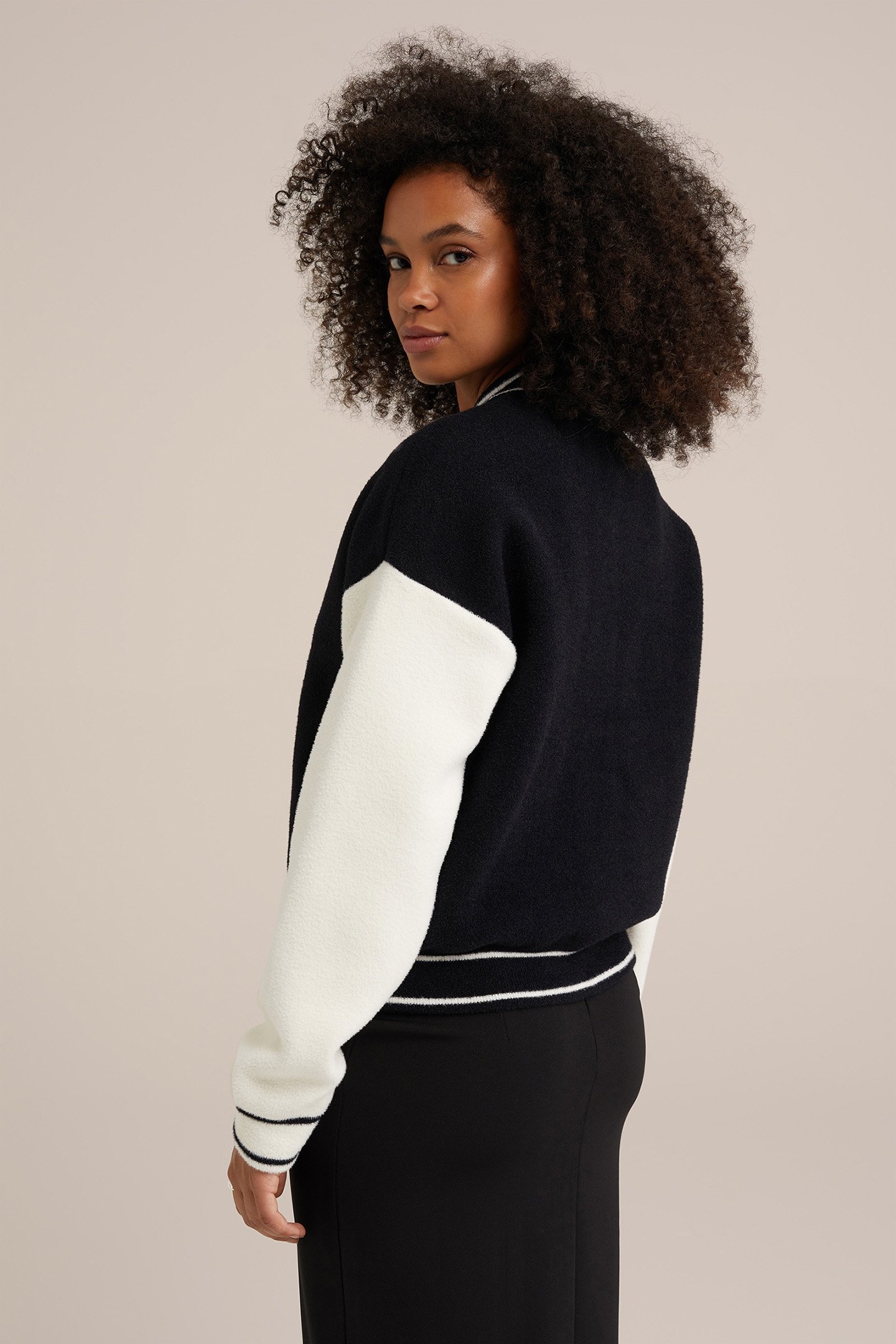 KNITTED CARDIGAN BLACK 2