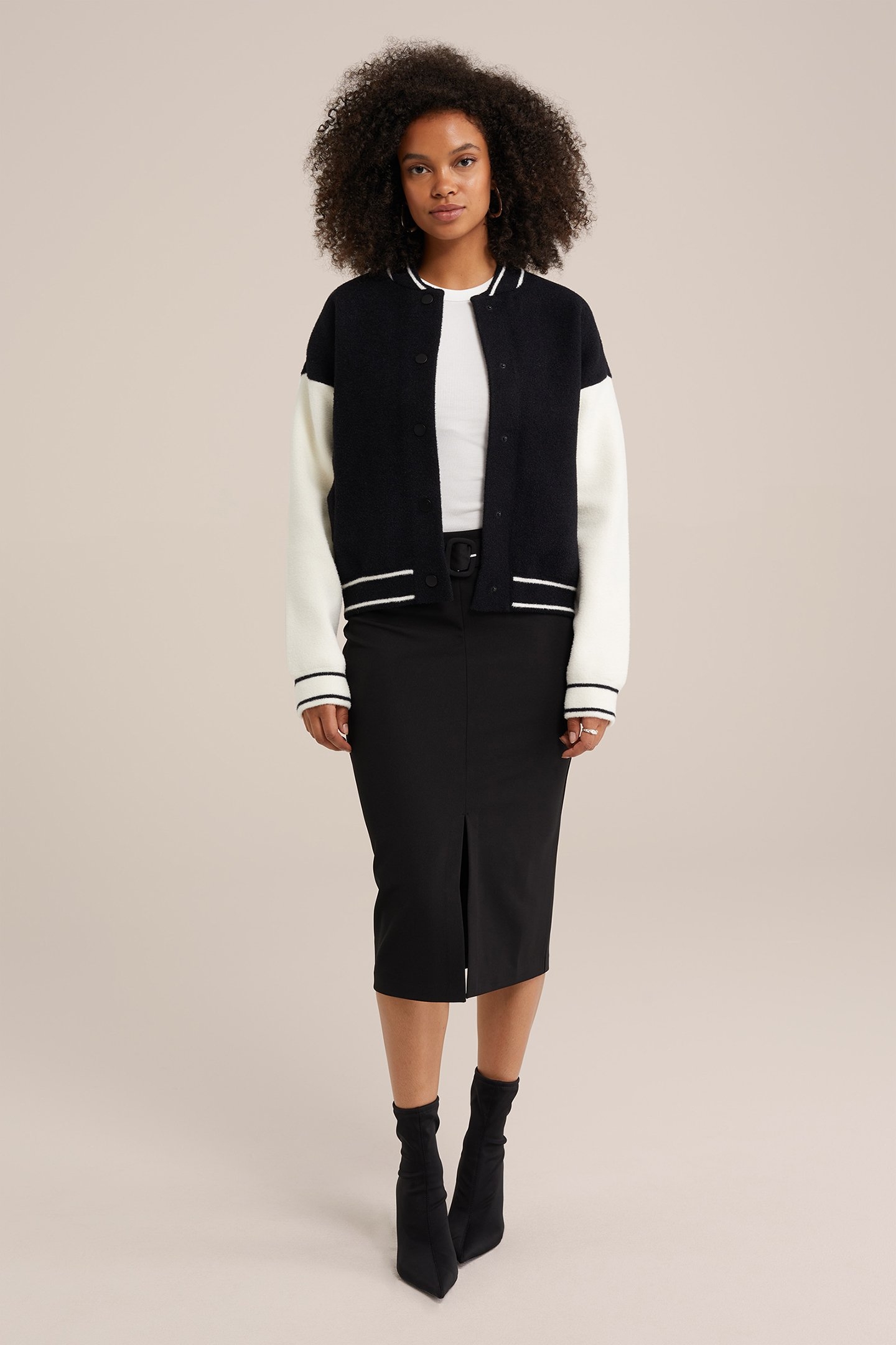 KNITTED CARDIGAN BLACK 3