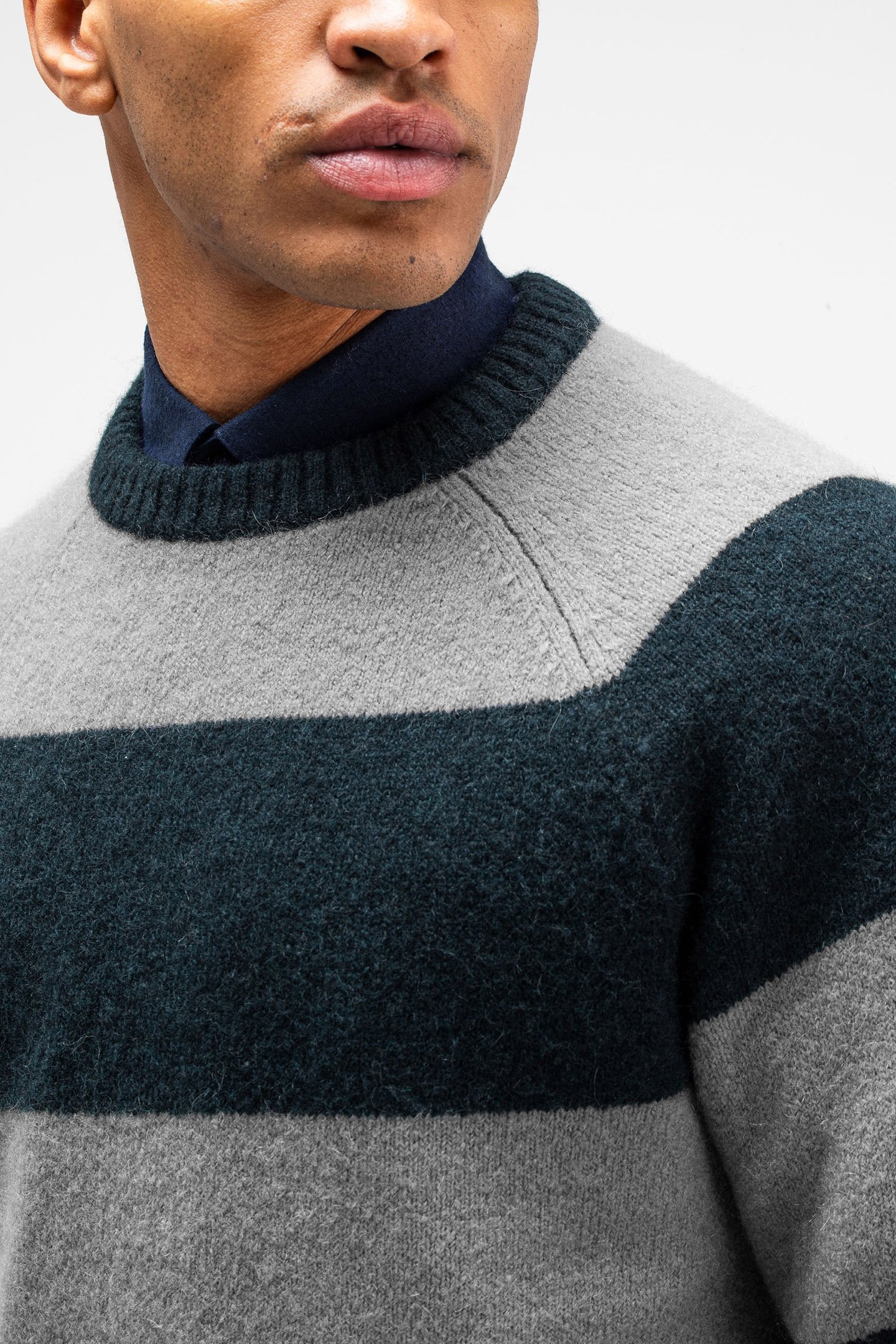 EDMUND STRIPE CREW ALASKA BLUE 5