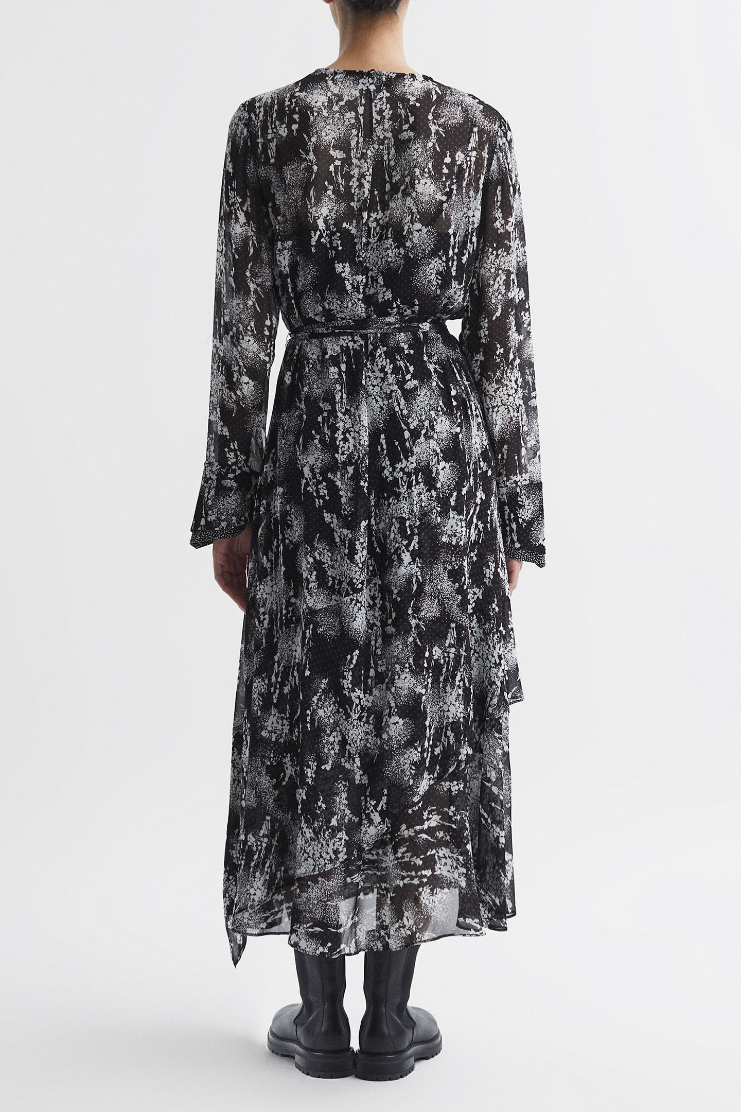 PRINTED RUFFLE MAXI BLACK 2