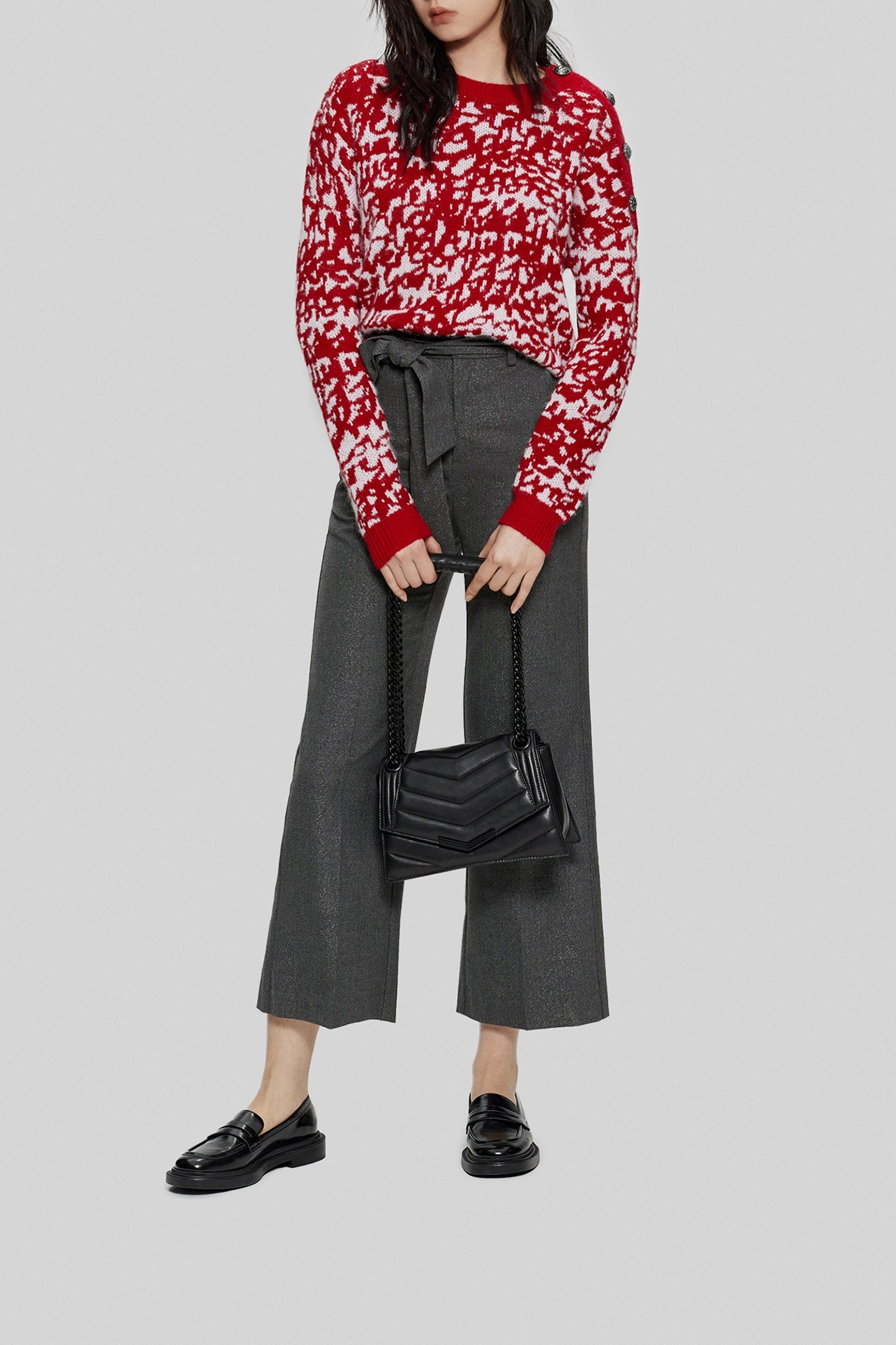 RED JACQUARD KNIT SWEATER WITH TAG MOTIF 3