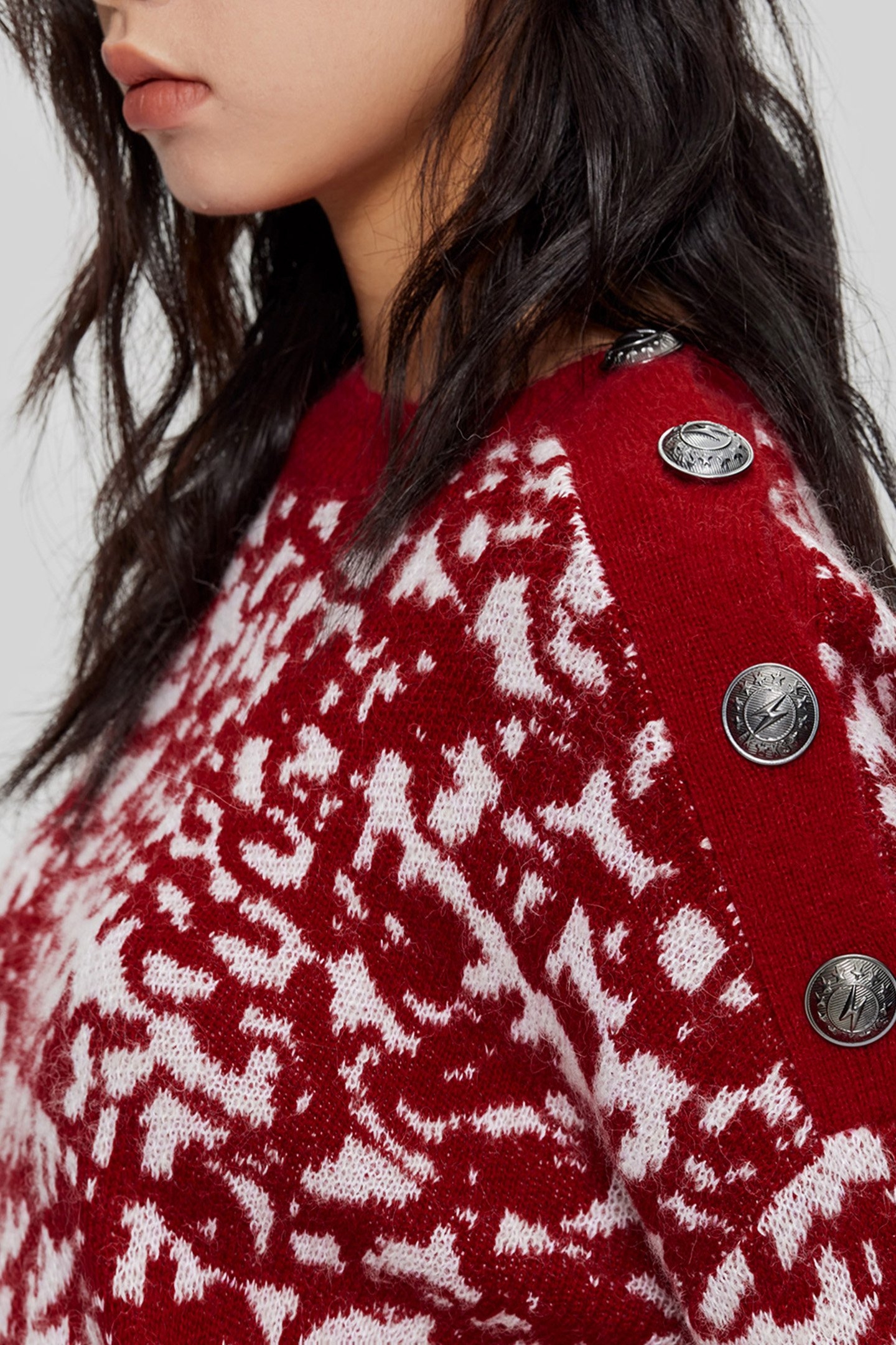 RED JACQUARD KNIT SWEATER WITH TAG MOTIF 6