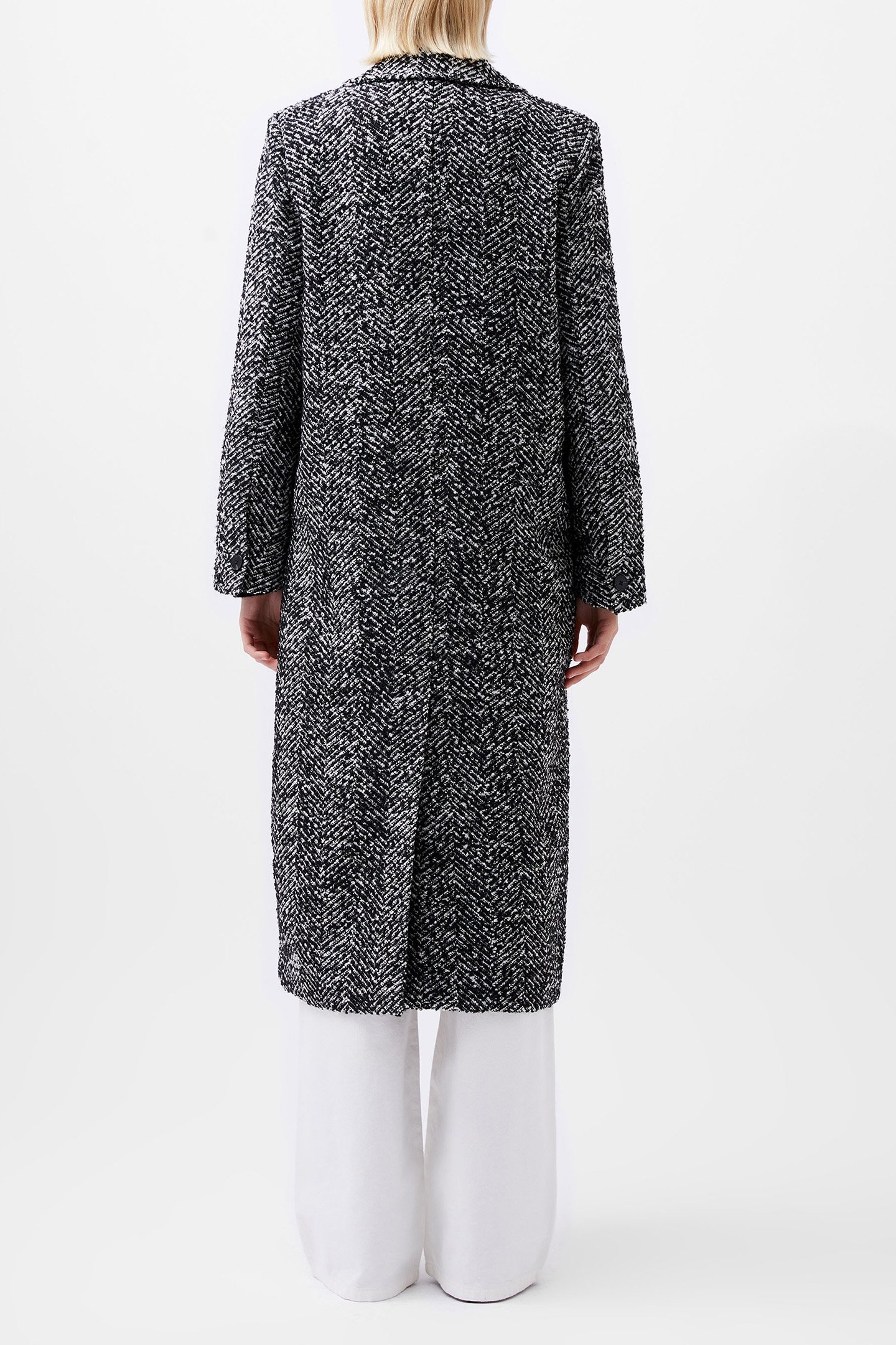 CHANTELLE HERRINGBONE COAT BLACK/WHITE 2