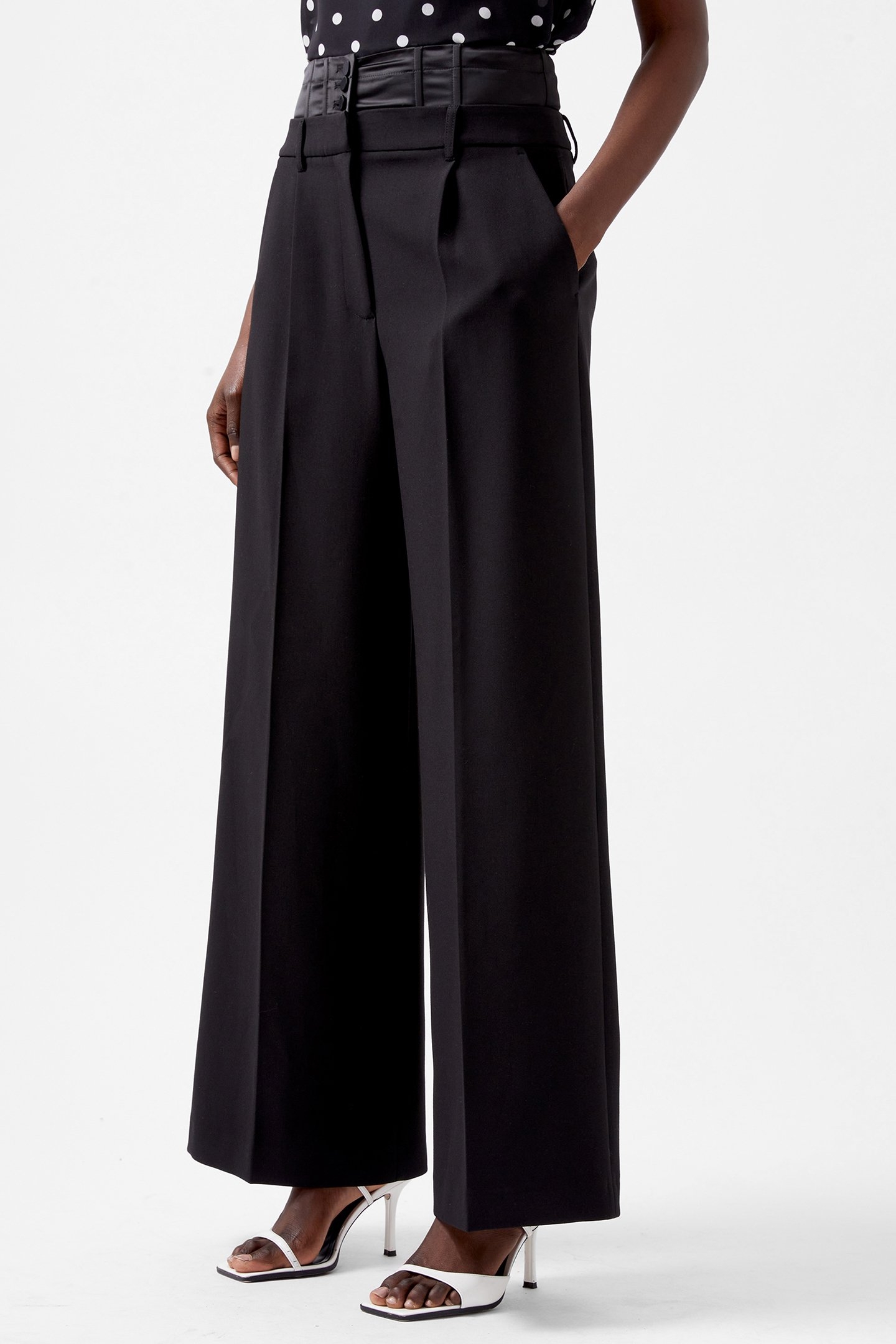 GEMMA CAREY SATIN TUXEDO TROUS BLACKOUT 1