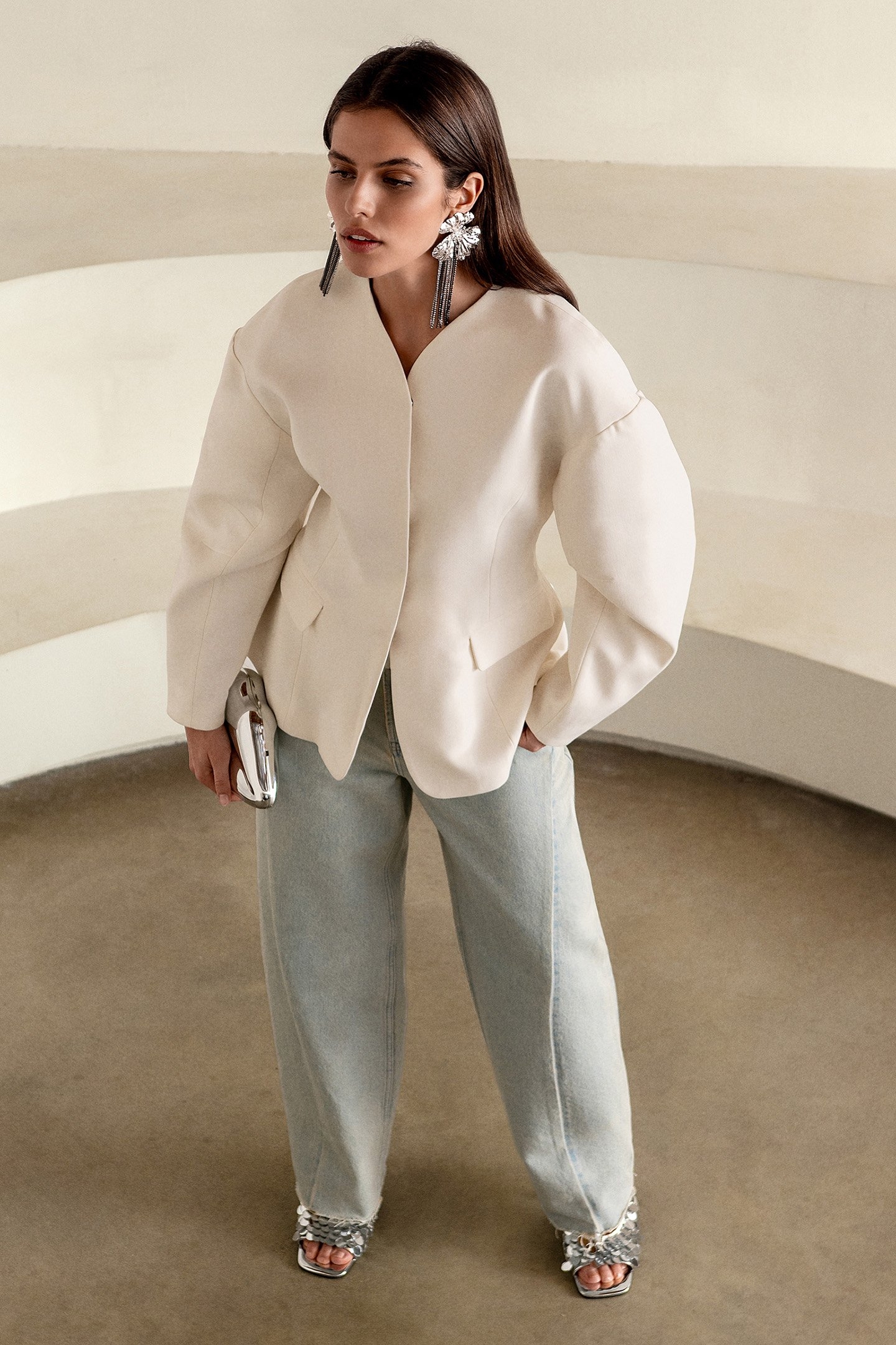 LA-SBHOURGLASS EGG JACKET OFFWHITE 6