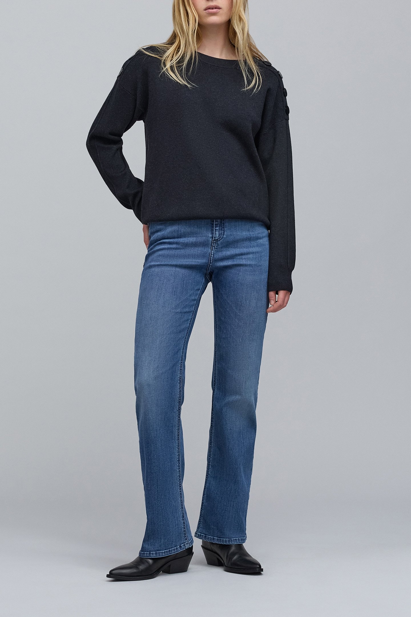 GREY KNIT SWEATER WITH SHOULDER BUTTONS 3