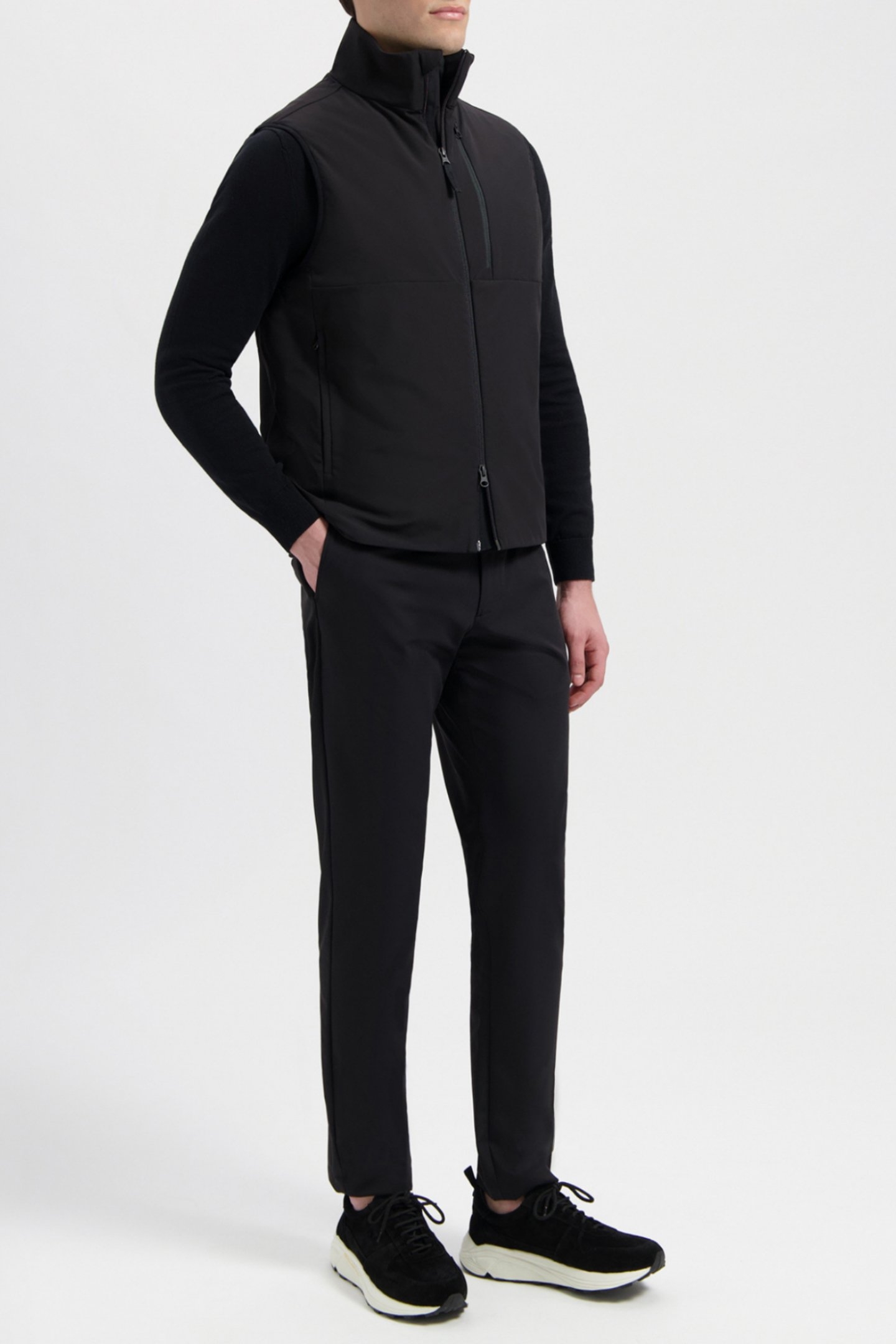 TAYLOR | TECH STRETCH VEST PURE BLACK 3