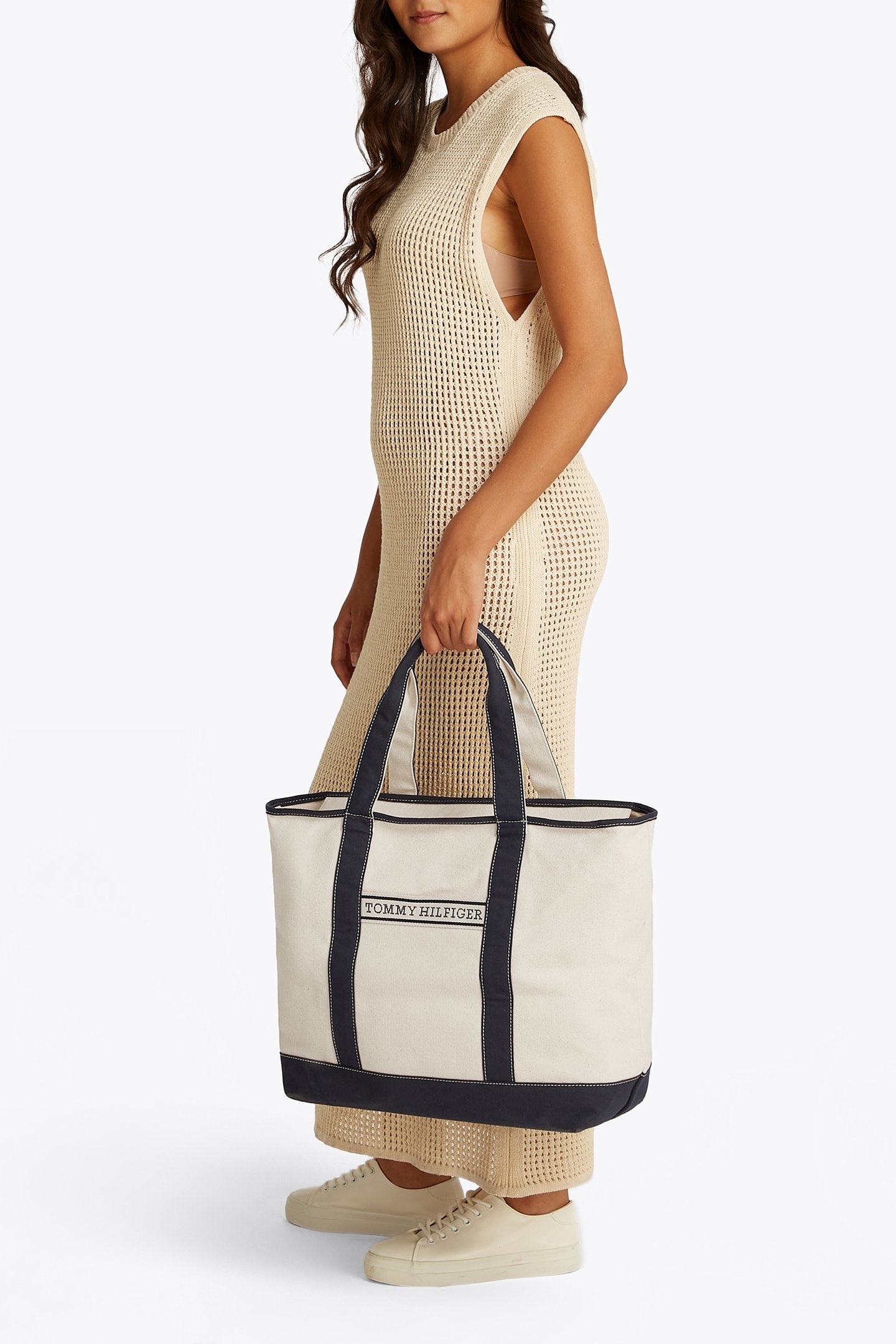 TH SUMMER CANVAS TOTE BAG CREME 2