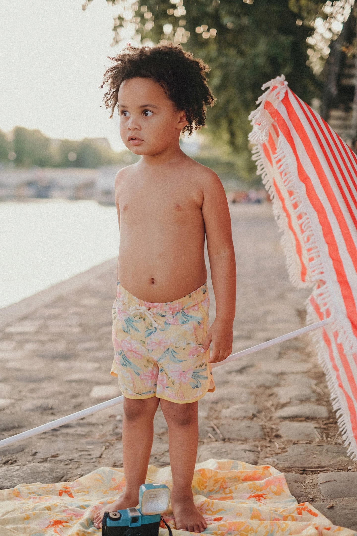 SWIM SHORTS ADERI SOFT HONEY PARROTS 1