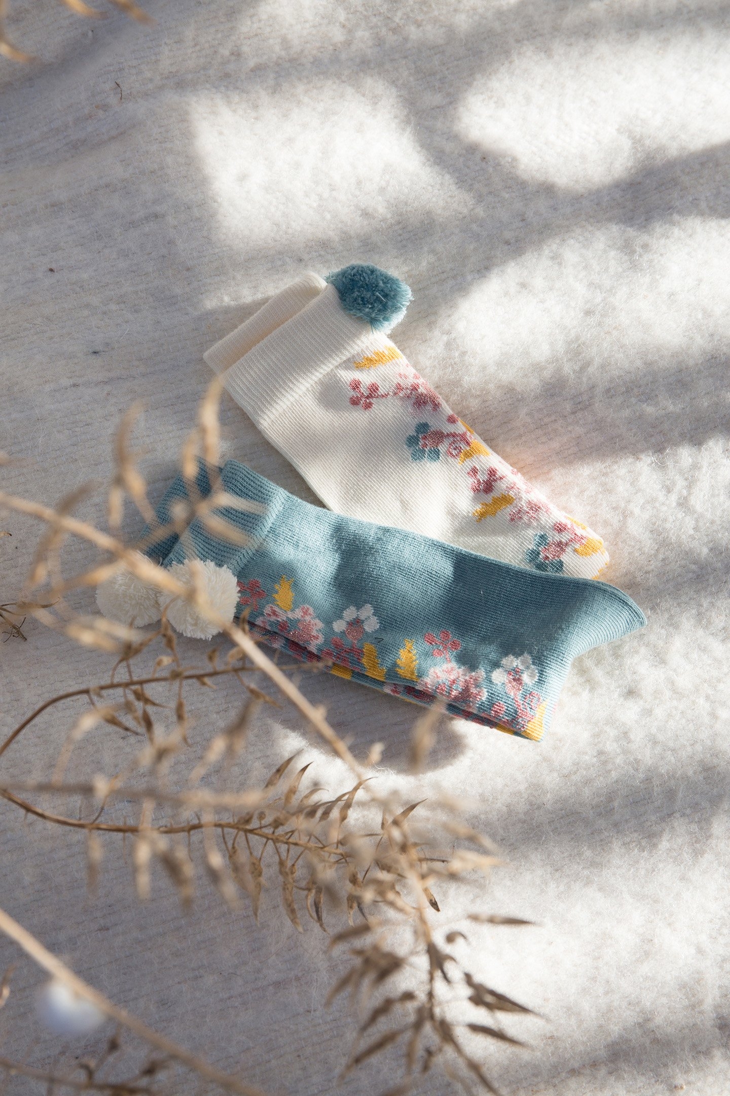 SOCKS CHELIE CREAM 6