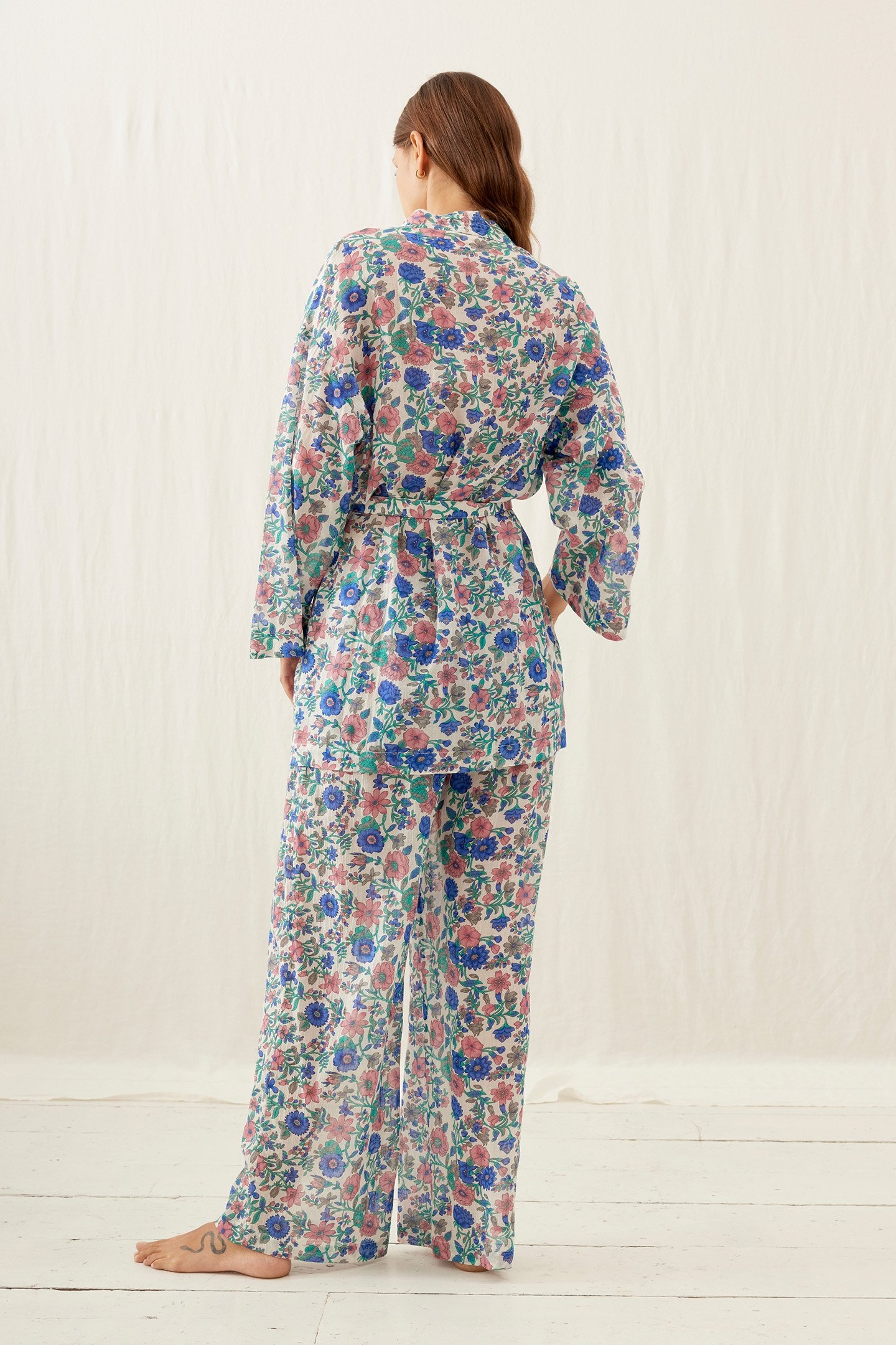 KIMONO YOKA BLUE SUMMER MEADOW 2