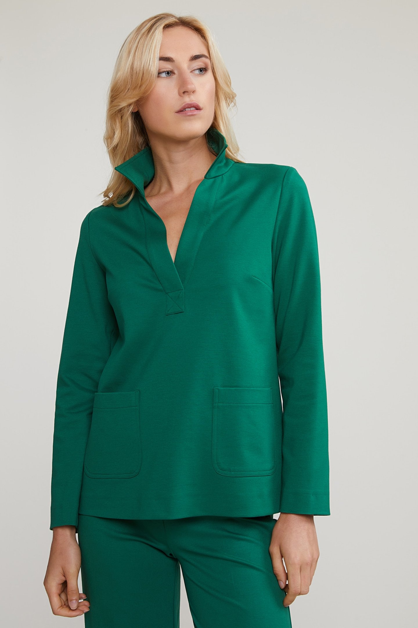 GREEN V-NECK BLOUSE APPLIED POCKETS 1
