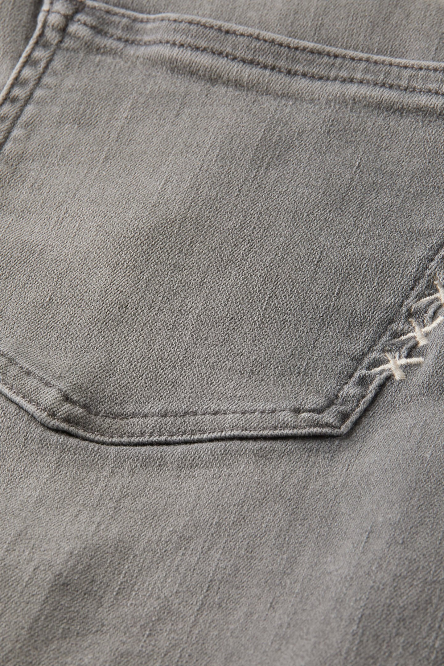 ESSENTIALS HAUT SKINNY JEANS — BACK TO MY ROOTS 8