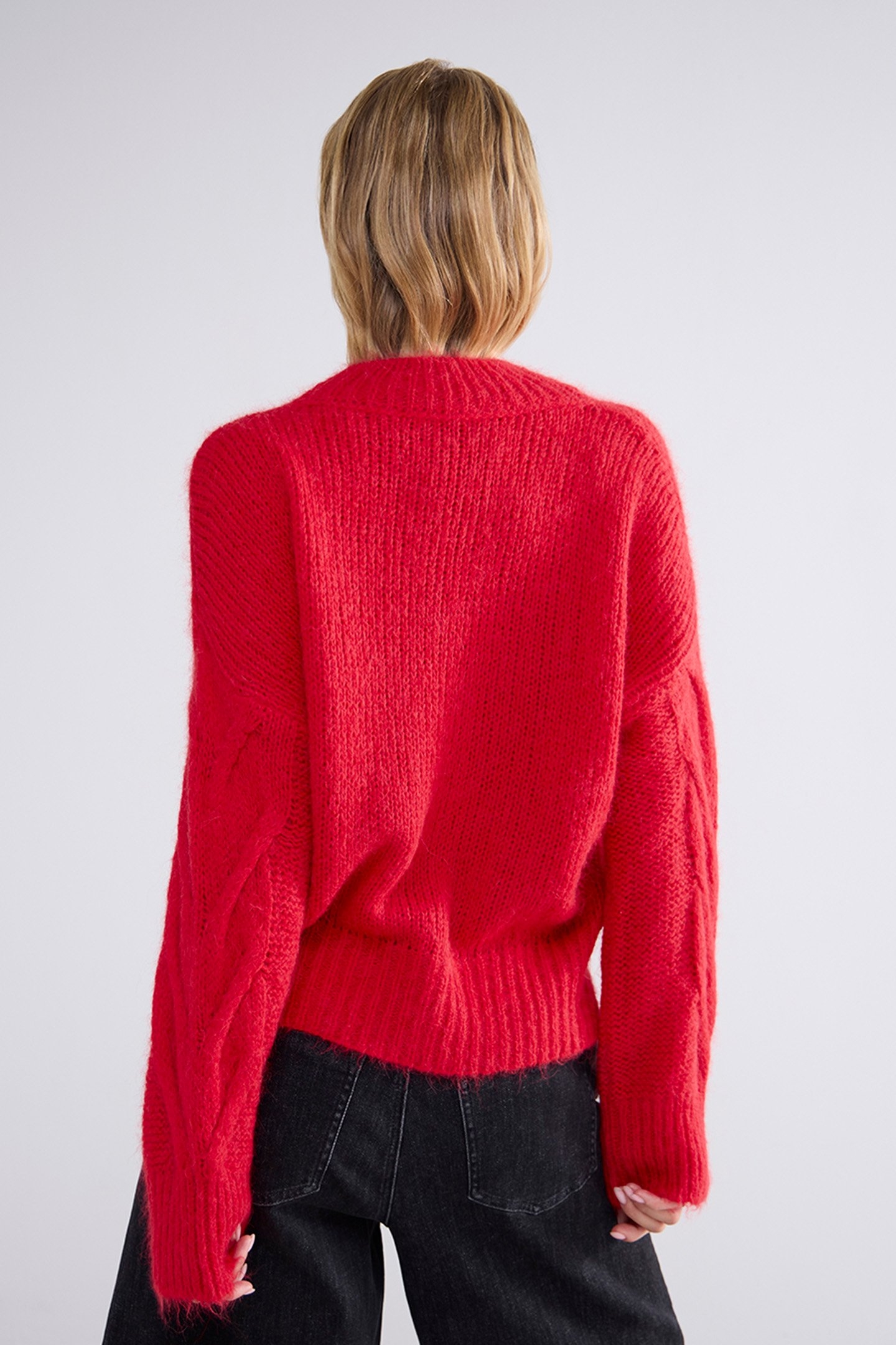 SWEATER BIG CABLE KNIT TRUE RED 2