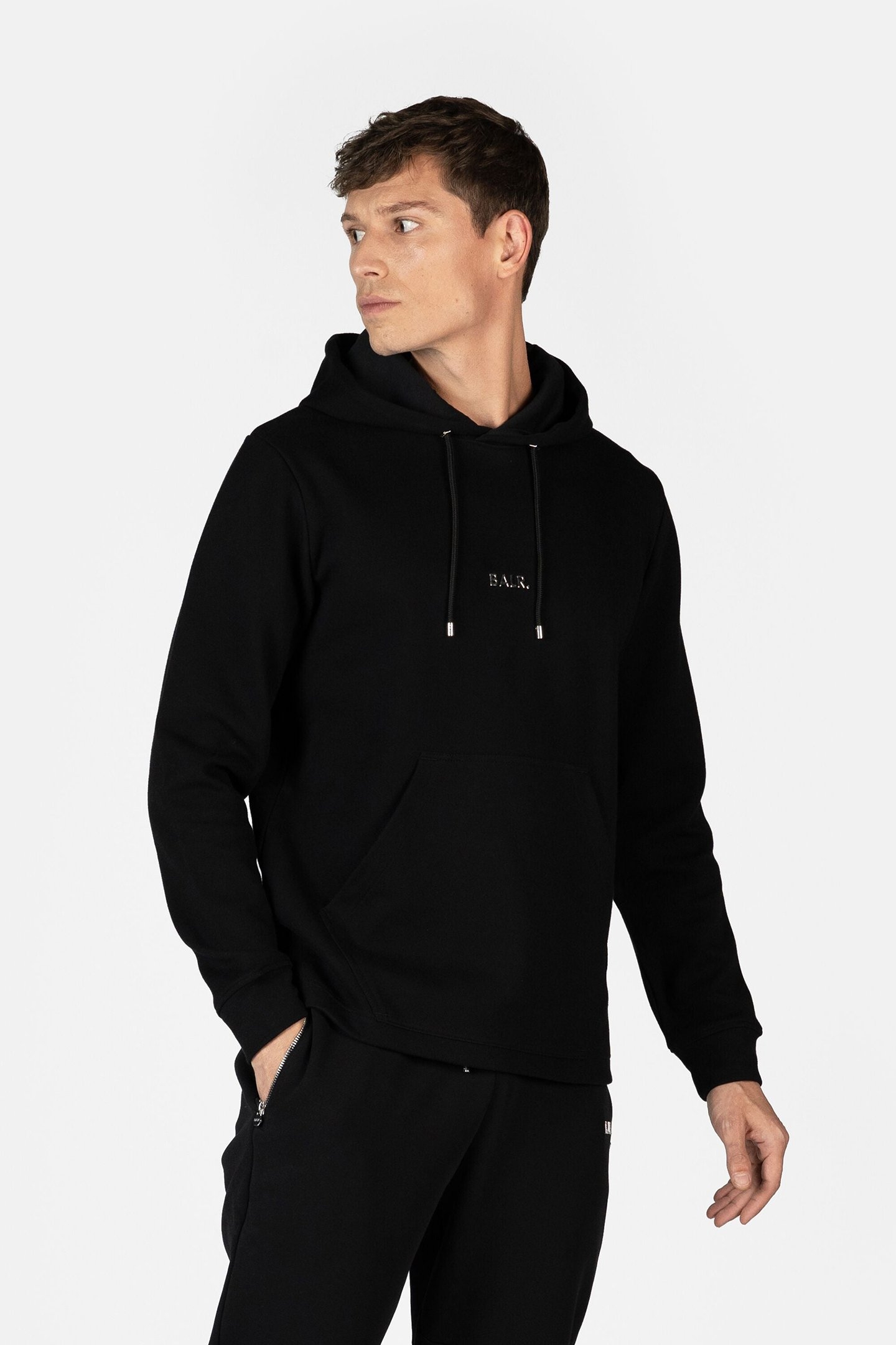 Q-SERIES REGULAR FIT HOODIE JET BLACK 1